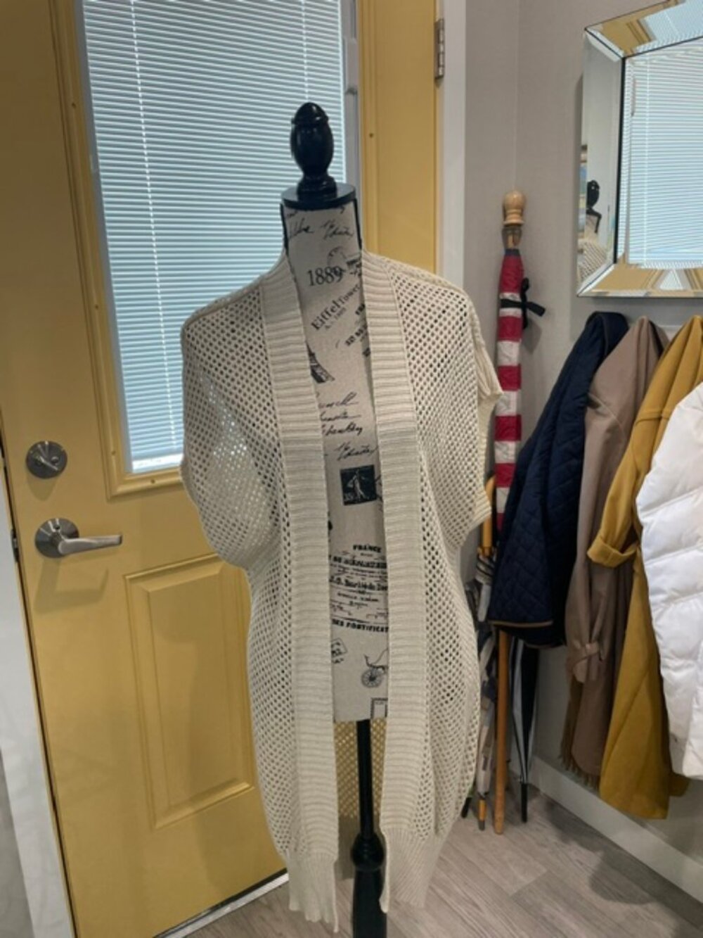 LONG CROCHETED SWEATER VEST